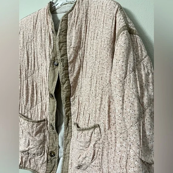 BLANK NYC Quilted Reversible Floral Jacket Women's Cream Pink Size XS - Picture 4 of 11
